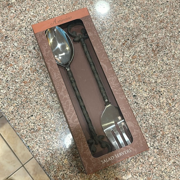 Dillard’s Artimino Salad Servers - Picture 1 of 4